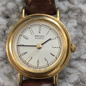 Women’s Seiko Watch | Classic & Elegant Needs Battery